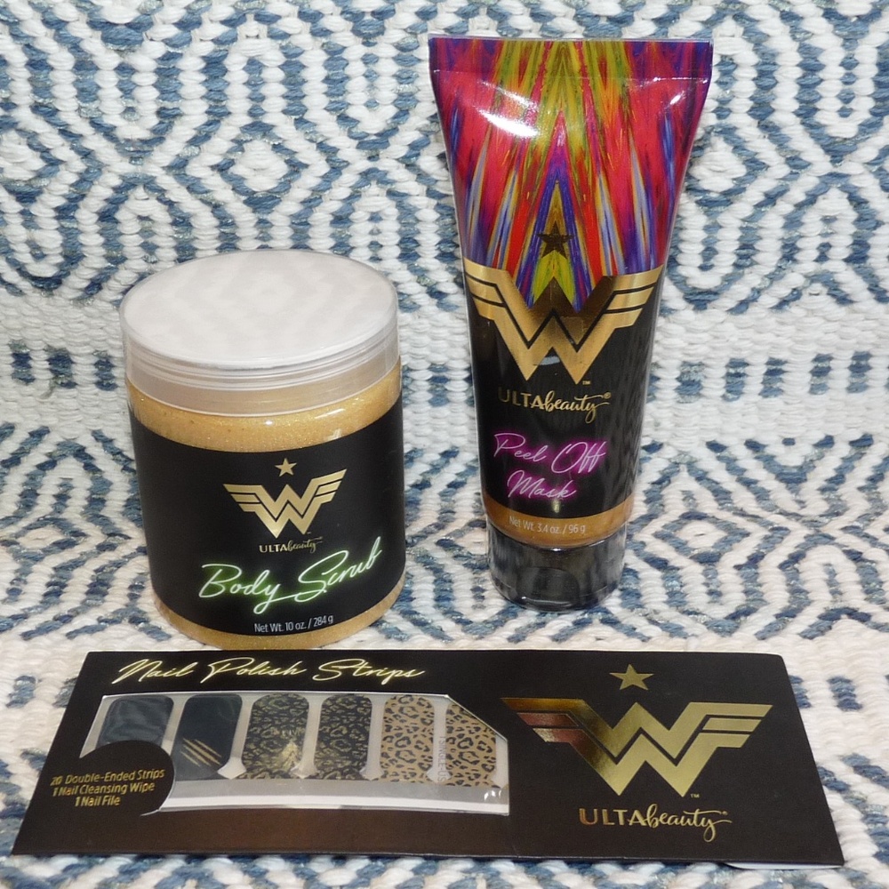 🎀  $34 - 3pc Set Ulta Beauty WW Wonder Woman Face Mask, Body Scrub, Nail Decals